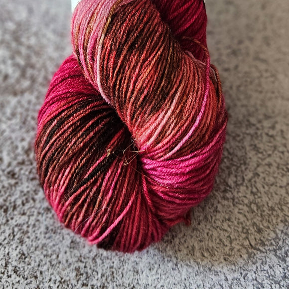 Basic Socks  handgefärbt - BEEREN
