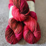 Basic Socks  handgefärbt - BEEREN