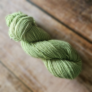 Leine-Schaf 3-fädig  handgefärbt - FRÜHLINGSKIND
