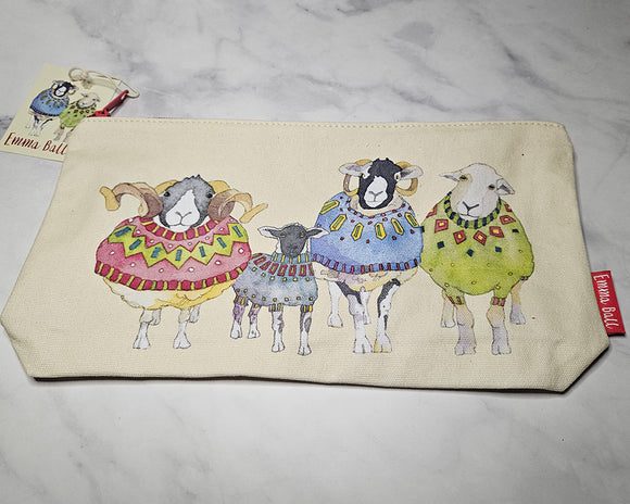 Sheep in Sweaters von Emma Ball - TASCHE MIT REISSVERSCHLUSS